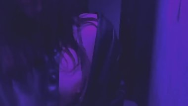 playing with pussy and ending with squirt