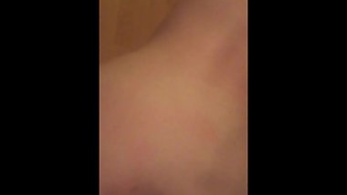 ÐŸÑŒÑÐ½Ð°Ñ ÑÑ‚ÑƒÐ´ÐµÐ½Ñ‚ÐºÐ° Ð¼Ð°ÑÑ‚ÑƒÑ€Ð±Ð¸Ñ€ÑƒÐµÑ‚ Ð½Ð° Ð²Ð¿Ð¸ÑÐºÐµ