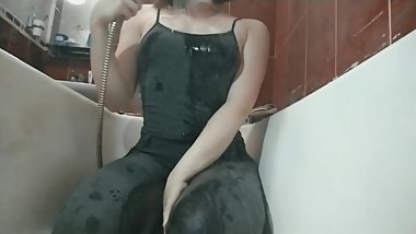 Girl in the bathroom masturbates and sweety cums