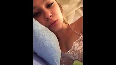 hot russian girl on periscope night