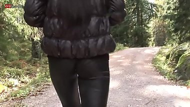 Lilu Victoria- Under the Rainbow