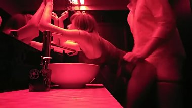guy fucks a heifer in the toilet in a nightclub