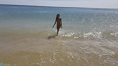 trailer: dream a little dream of me