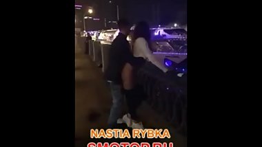 Ð Ñ‹Ð±ÐºÐ° Ð¸ Ð¢Ñ€Ð°Ð²ÐºÐ° ÐµÐ±ÑƒÑ‚ÑÑ Ð½Ð° Ð¼Ð¾ÑÑ‚Ñƒ (Ð¿Ð¾Ð»Ð½Ð¾Ðµ)