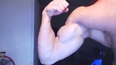Russian muscle teen