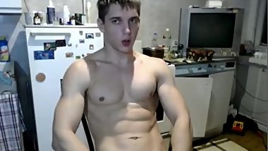 Young muscle str8 russian guy jerking on web