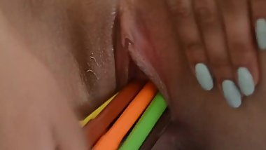 Teen Putting Markers In Her pussy