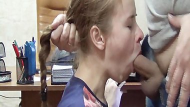 Russian amateur schoolgirl facefuck! Fuck her teeny mouth!