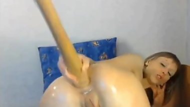 Ukrainian Olena slut destroys ass