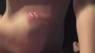 mi prima me pajea hasta sacarme la leche!!!