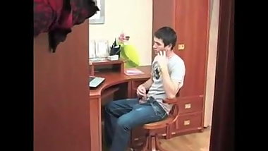 Catching brother Wanking Gets not his sister Horny !