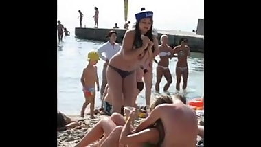 Russia Busty girl dance